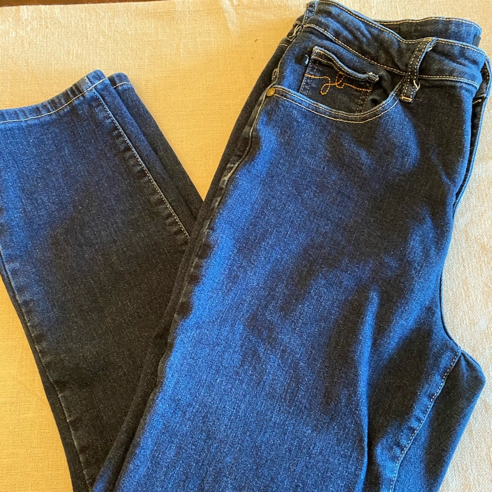 Judy Blue Dark Wash High Rise Mom Jeans -  11/30